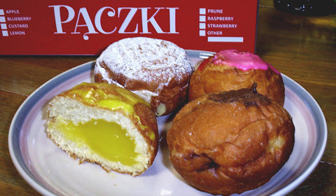 Pączki with filling