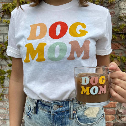 woman wearing a dog mom t-shirt